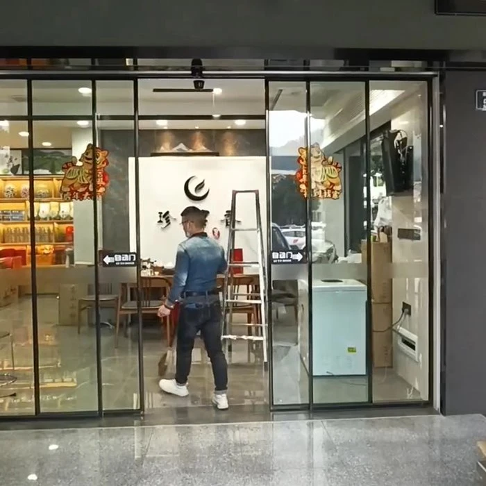 LV 801 Sliding door for storefront LV 801 Sliding door for storefront